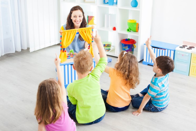 A hangunkkal is körülöleljük a gyerekünket