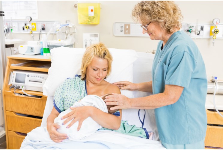 Ki mondta, hogy szoptatni könnyű?