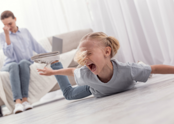 A jótékony hiszti. Mi van?