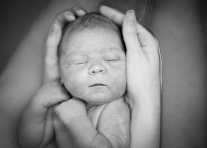 Otthonszülés – amiről mindenkinek van véleménye