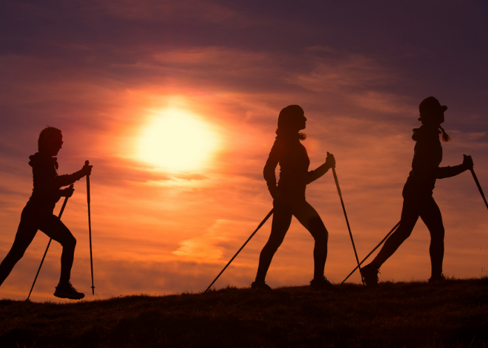 Anyák bottal. Imádom!