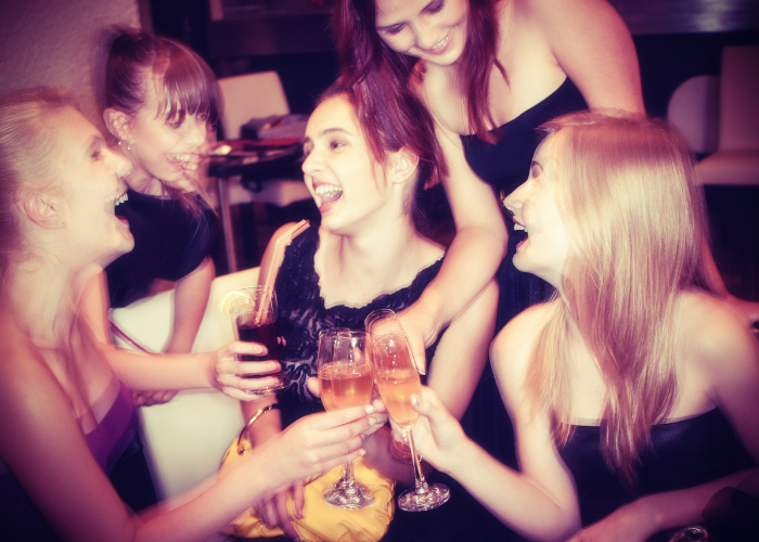 Mit tegyünk ha iszik a kamaszunk?